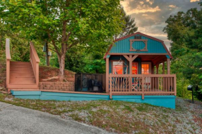 Pigeon Forge Tiny Home Hike, Sip and Explore!